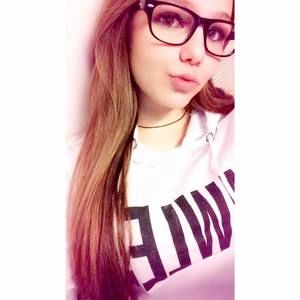 Meet your Posher, Lindsey