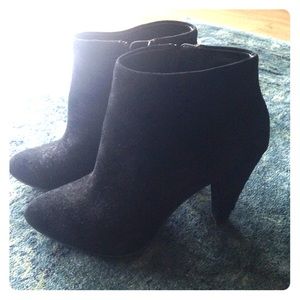 Aldo black suede high heeled bootie