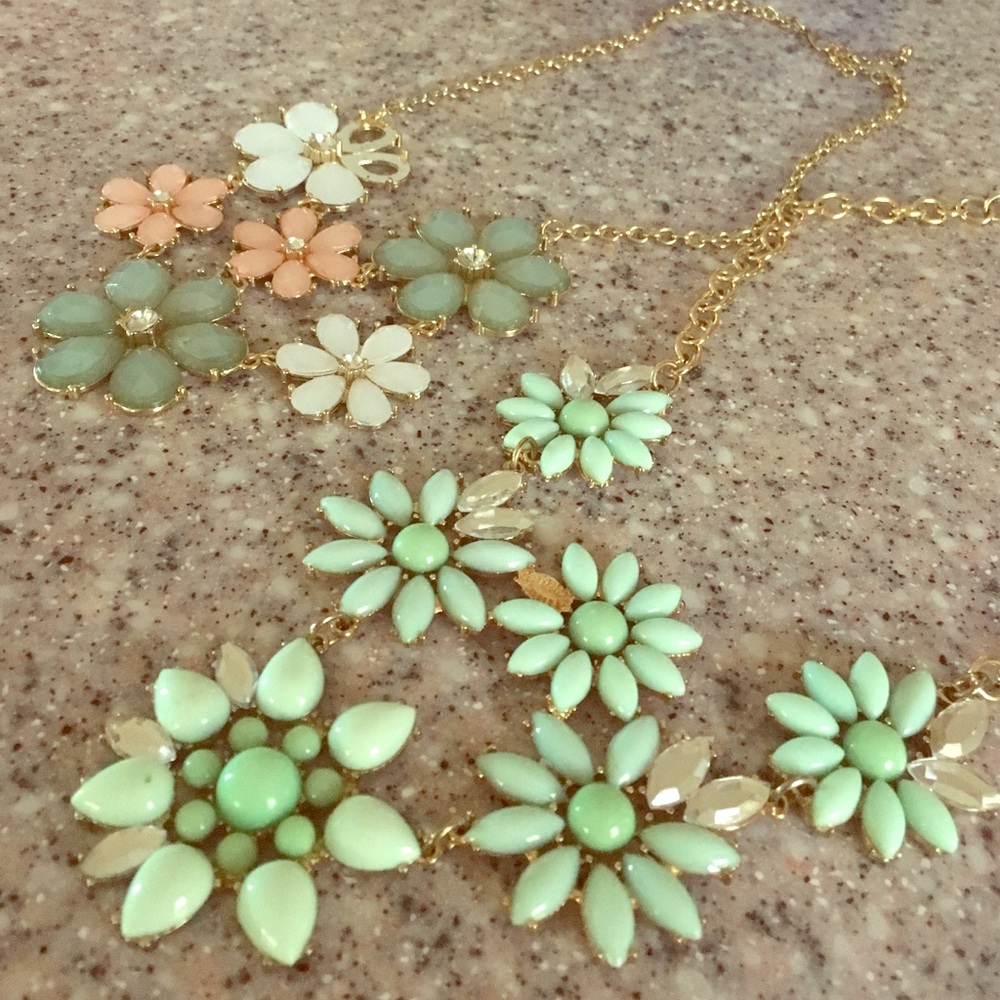 Lovely Francesca's necklaces...9 for all you see☺️