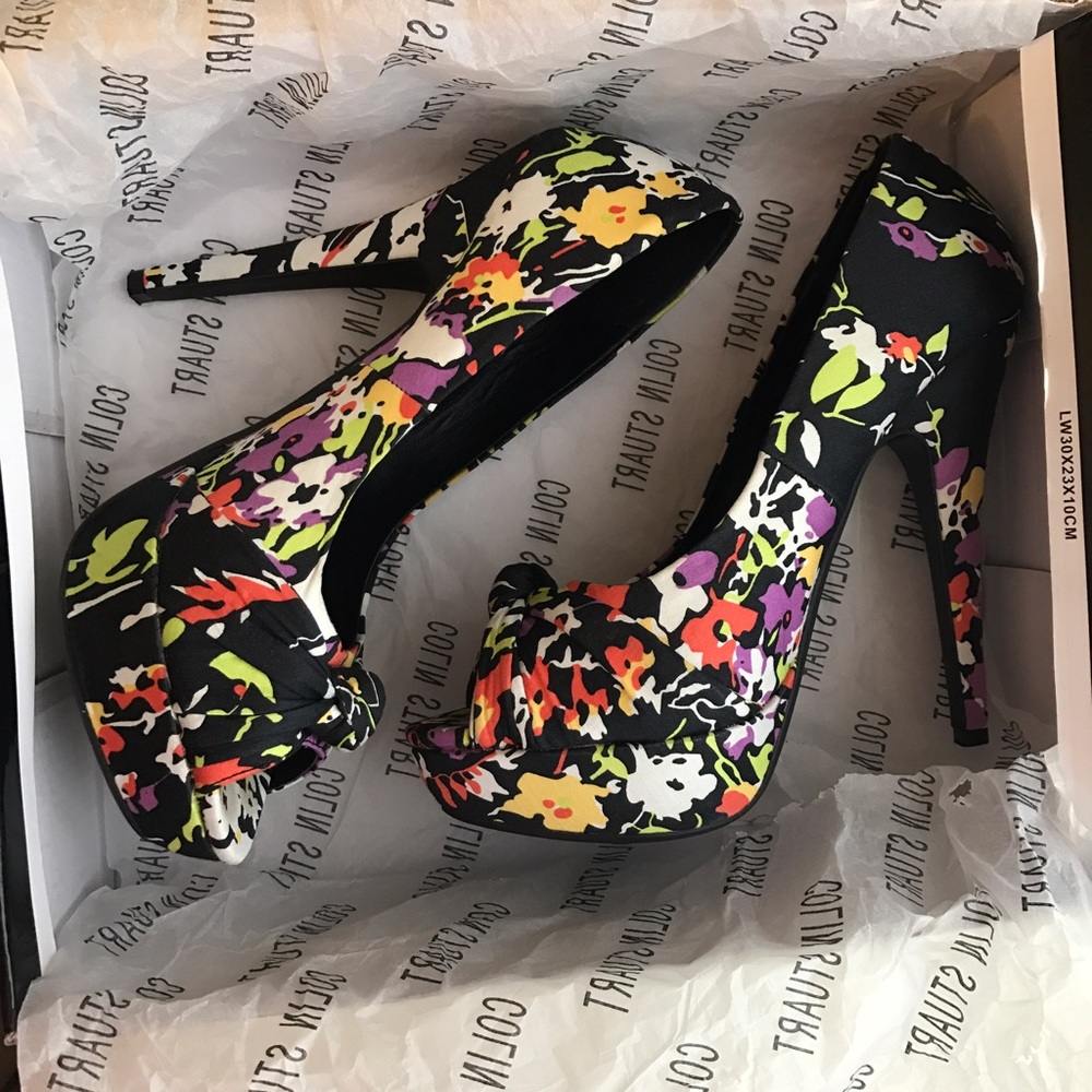 ***SOLD***Floral Peep toe heels