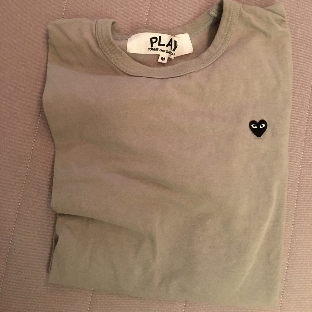 Comme des garcon play