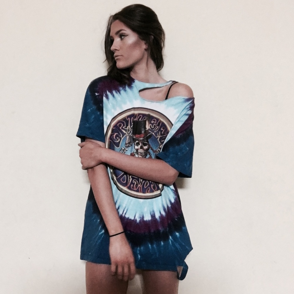 VINTAGE GREATFUL DEAD TEE