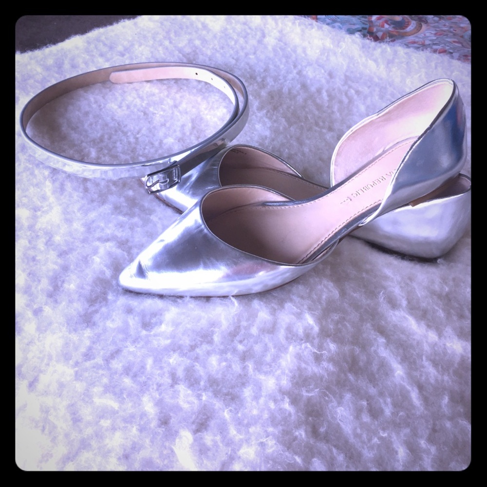 Banana Republic Flats- 6.5