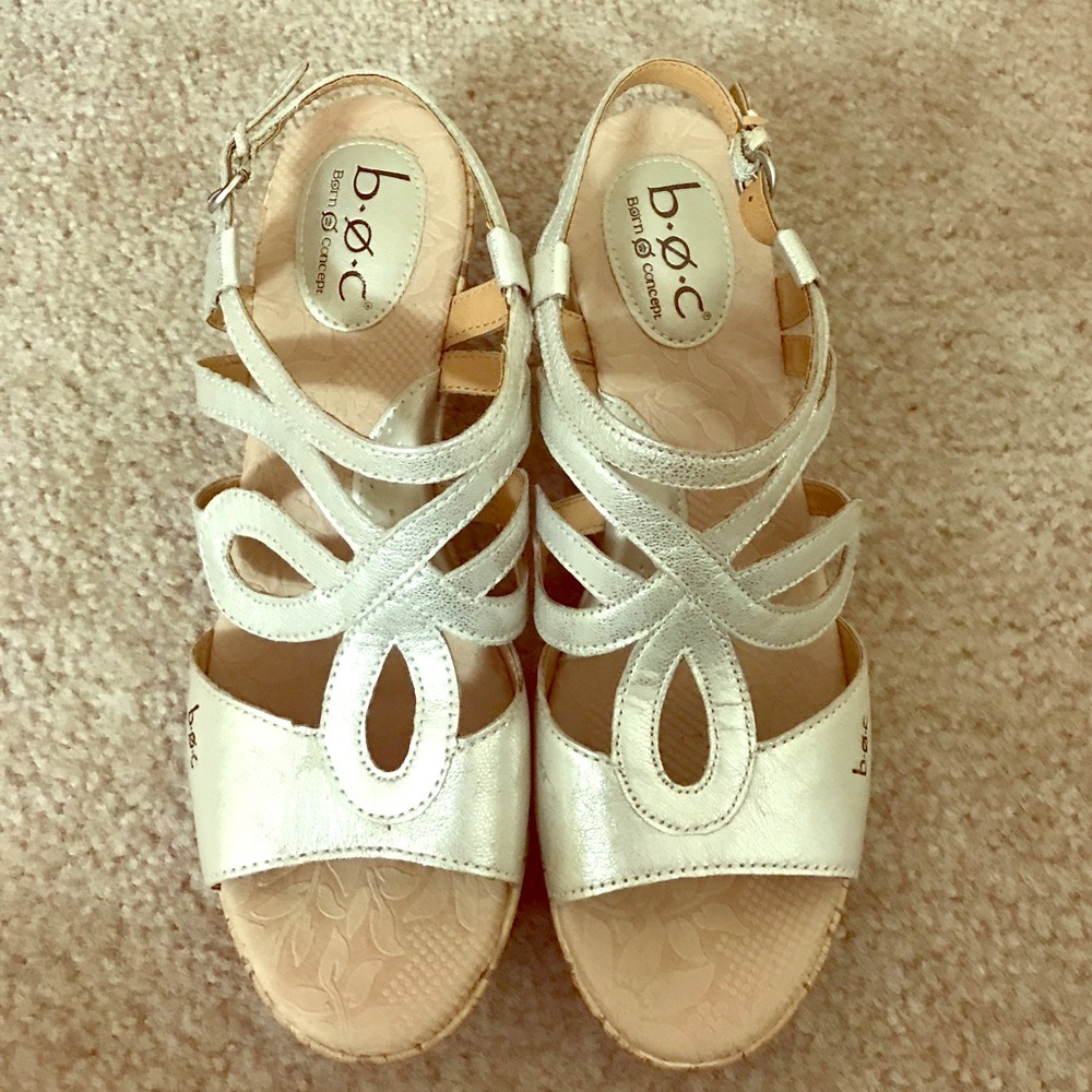 BORN CONCEPT women's sandal size 8