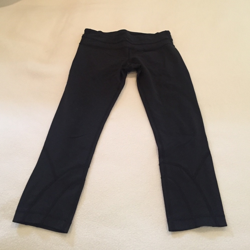 Lululemon crops