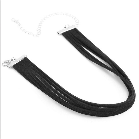 Five Layer Velvet Ribbon Tattoo Choker - Picture 4 of 4