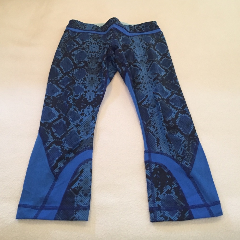 Lululemon crops