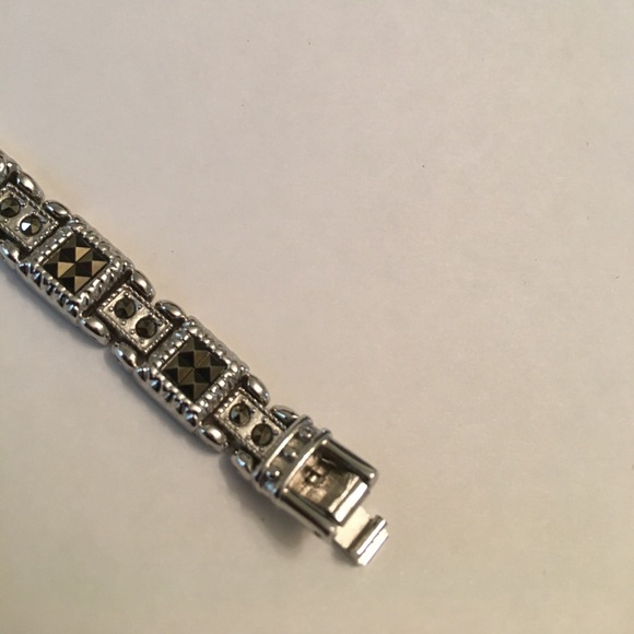 GRUEN LADIES WATCH #8827 with Matching Bracelet