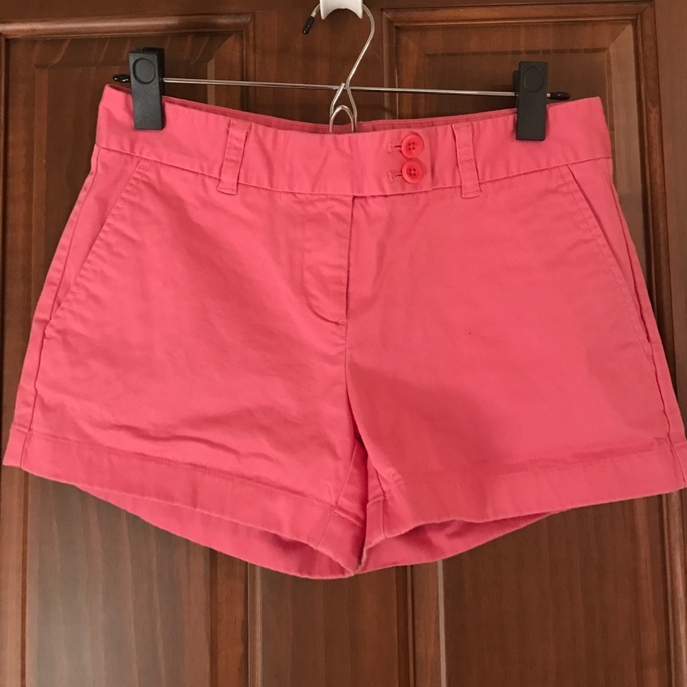 Vineyard Vines shorts