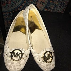 Michael kors flats