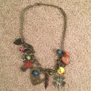 Chunky charm necklace