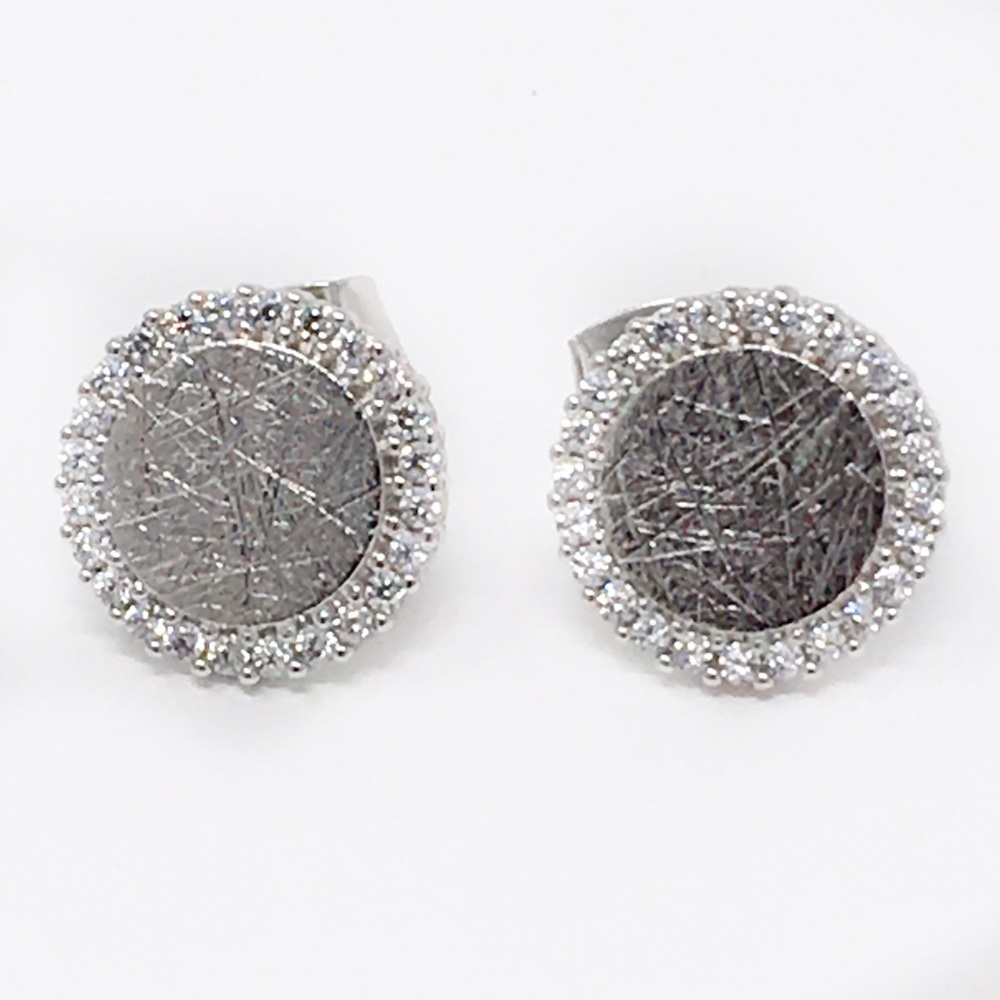 Gemelli Silver Pave Circle Stud Earrings. - Picture 2 of 6