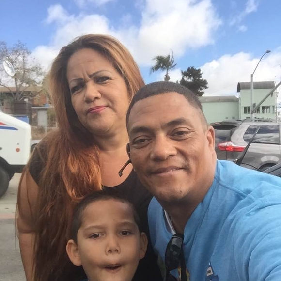 Meet your Posher, Cynthia - Picture 1 of 1