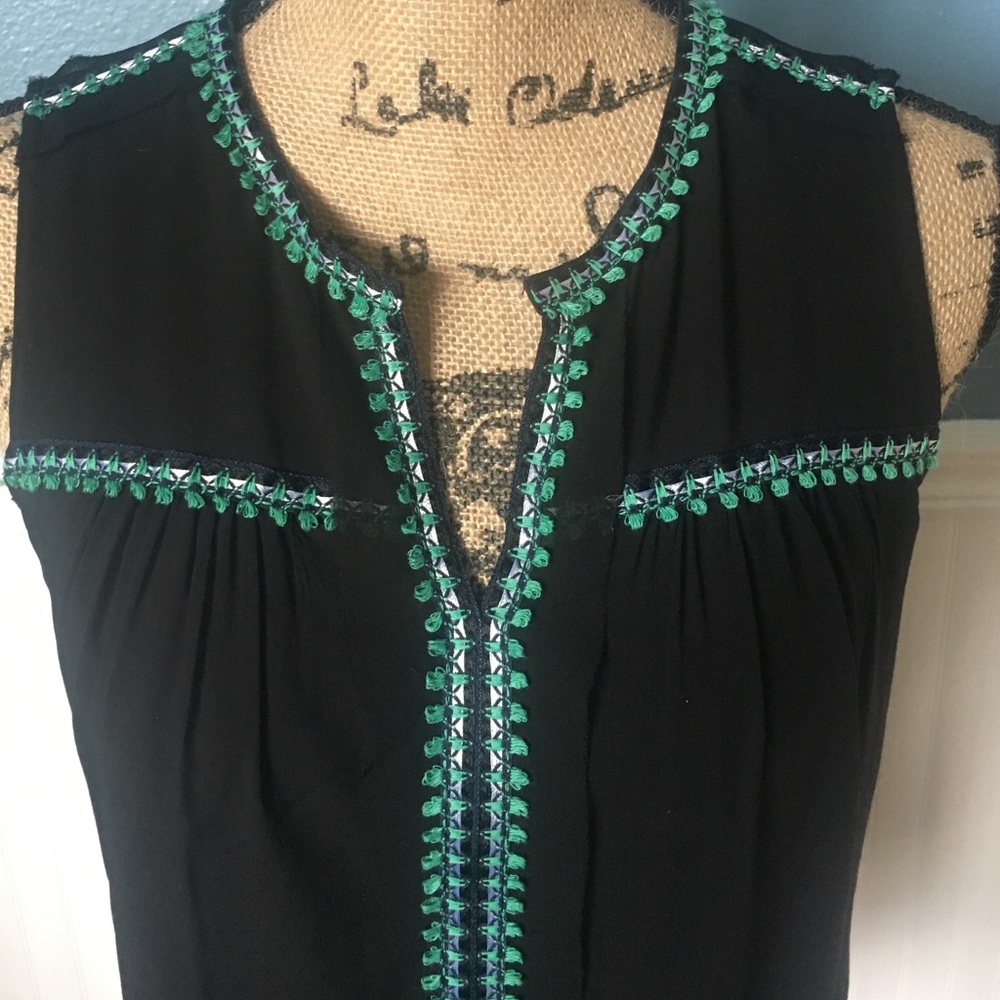 Gorgeous black and teal beautiful sleeveless top