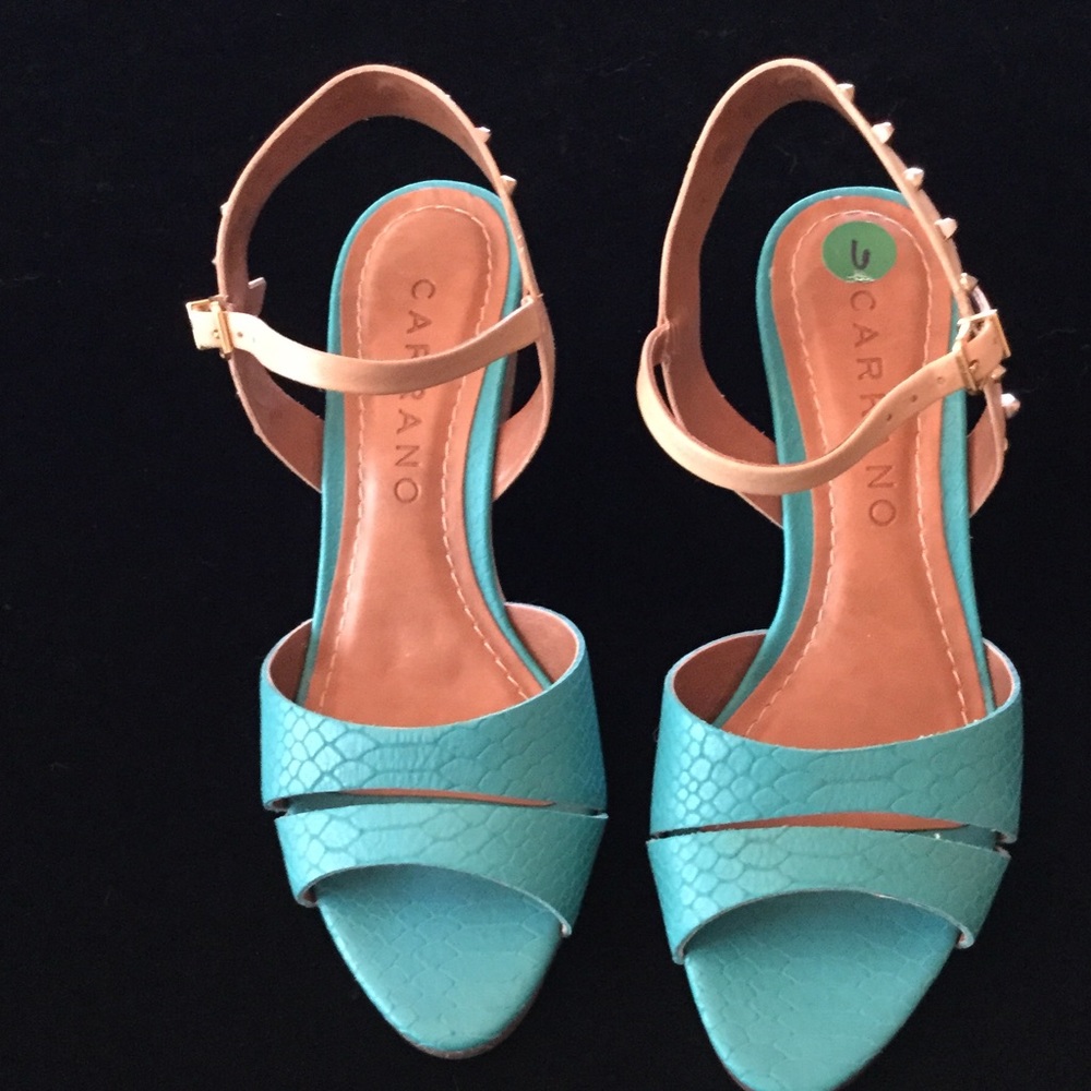 👠CARRANO TEAL STUDDED WEDGE SANDALS👠