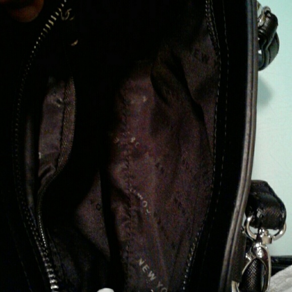 ❌❌SOLD❌❌2 ✌NewYork and Co. Crossbody bags - Picture 6 of 7