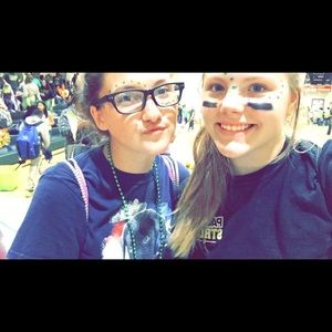 Meet your Posher, Joy