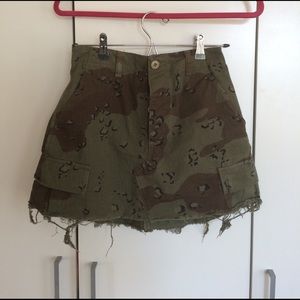 Urban outfitters urban renewal camo skirt.