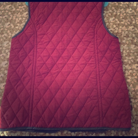 John Partridge Zip-up Quilt Vest. Size Medium - Picture 3 of 4
