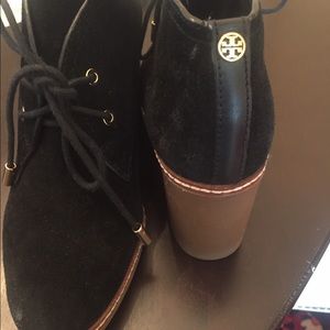 Used Tory burch shoes