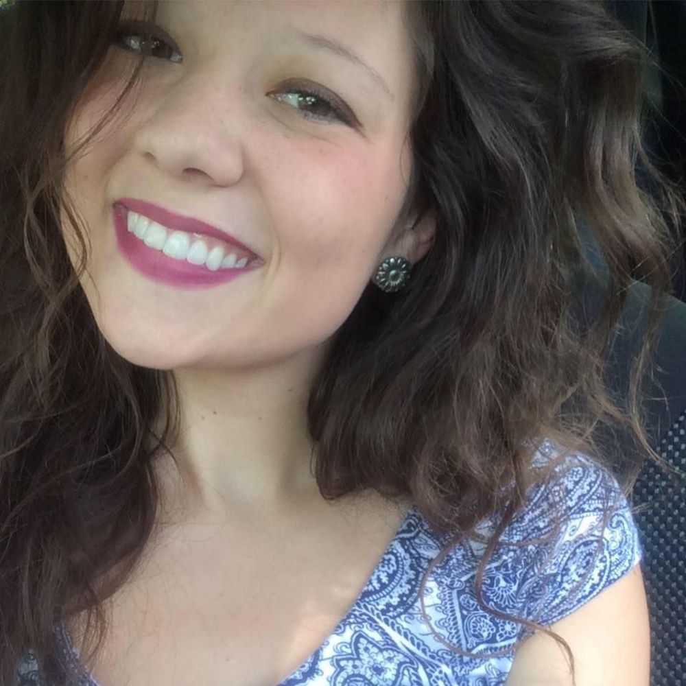 Meet your Posher, Emily