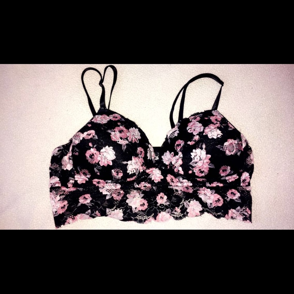 Floral padded lace bra
