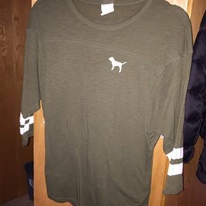 Like new olive green 3/4 sleeve top from Pink!