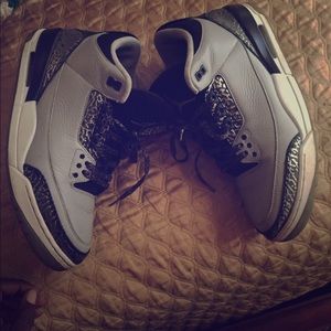 Jordan wolf grey 3s