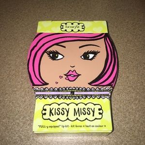 benefit "Kissy Missy" Lip Kit