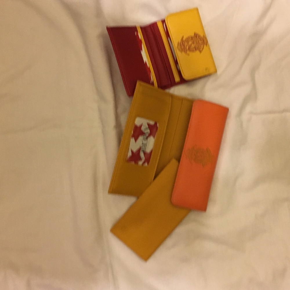 New Red Yellow Orange Tan Perry Ellis Wallet