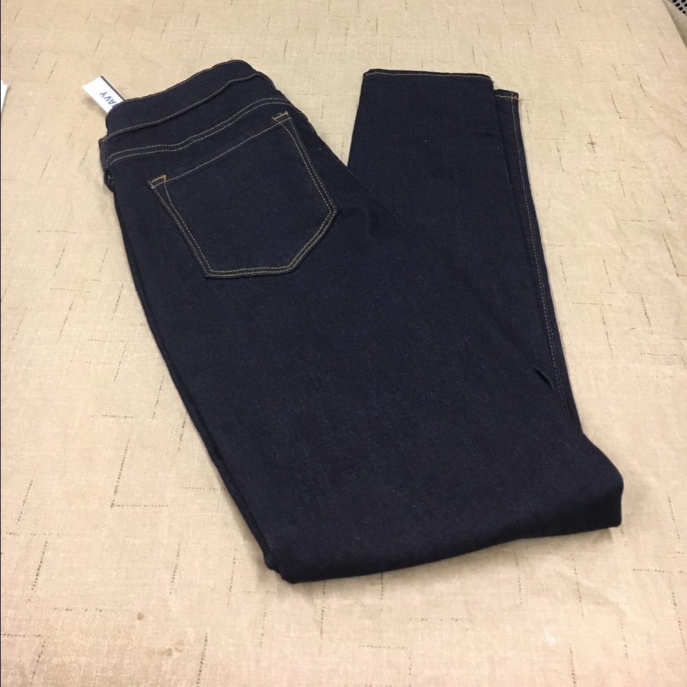 NWT Highrise Rockstar Skinny Jeans