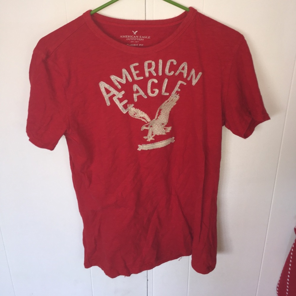 American Eagle T shirt
