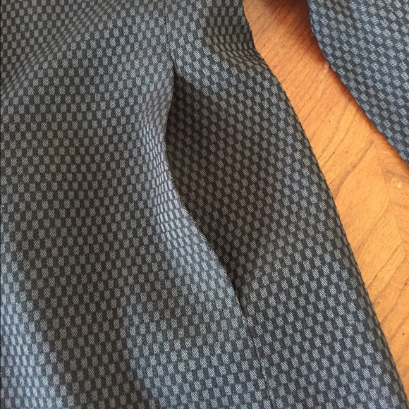 TAHARI Arthur S. Levine Coat Sz 6P - Picture 6 of 7