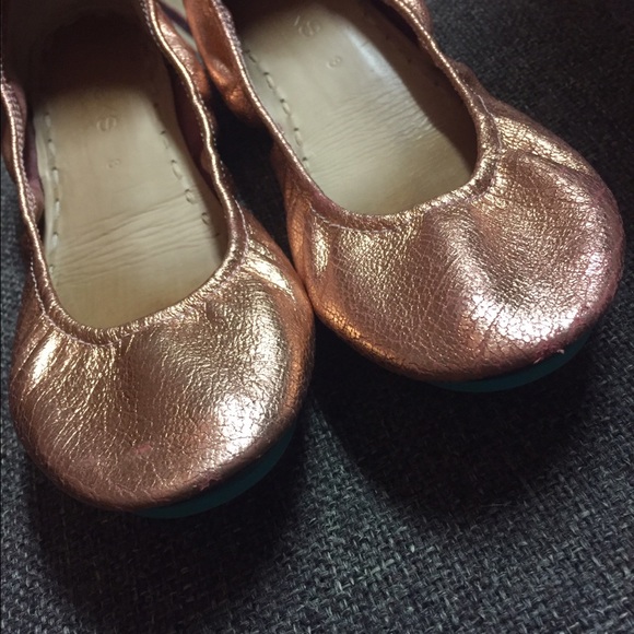 Size 8 Rose Glam Tieks - Picture 4 of 5