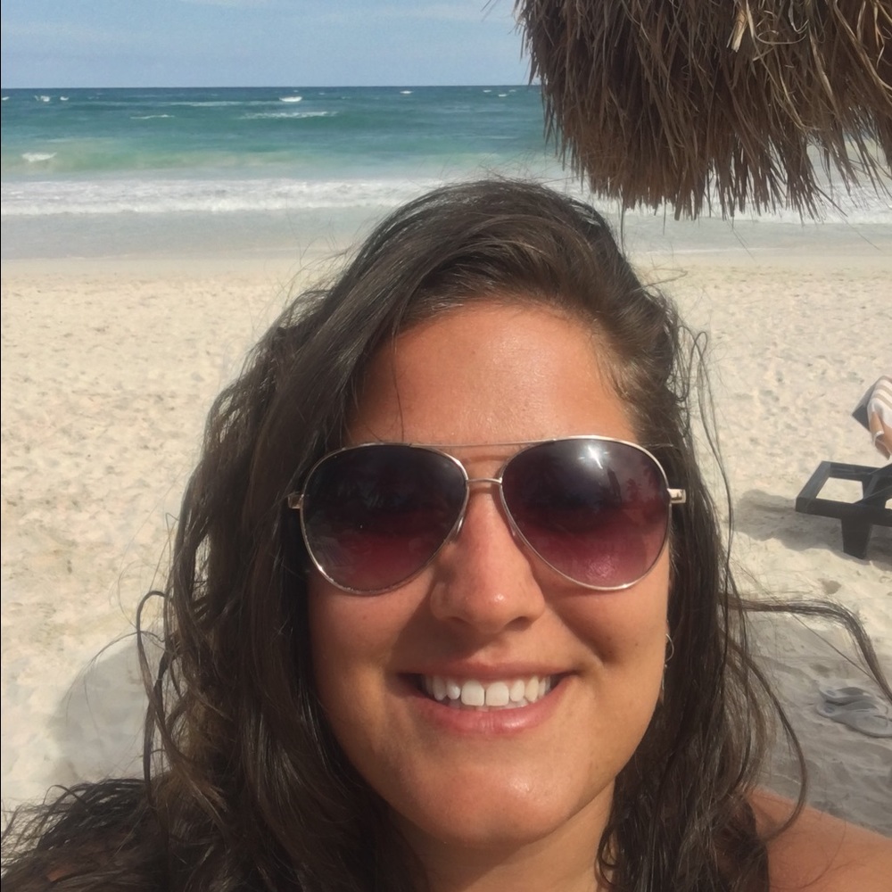 Meet your Posher, Jennifer