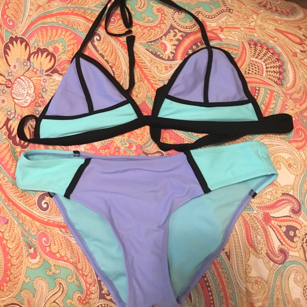 Look a like triangle bikini