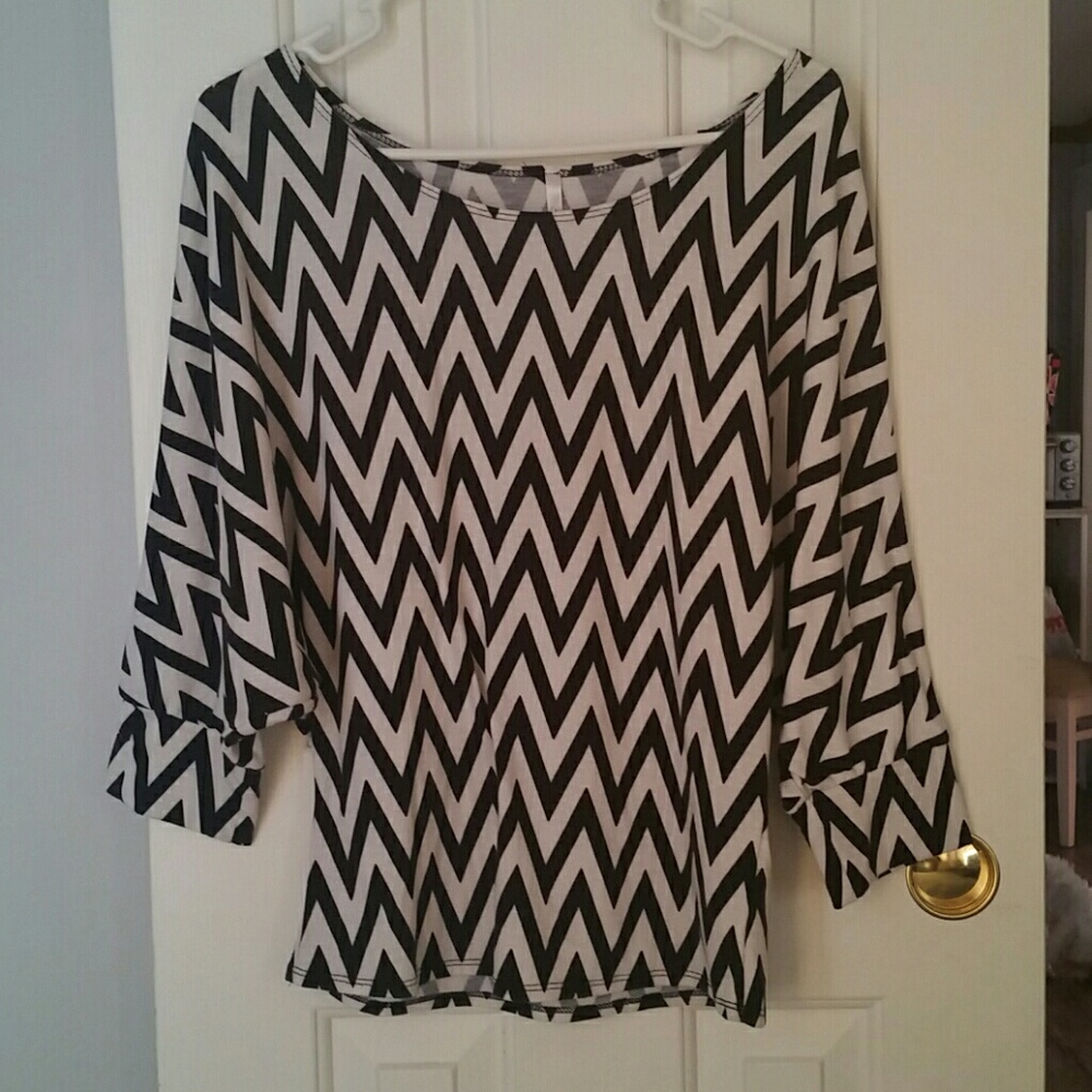 CHEVRON top