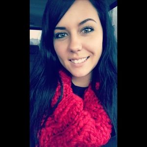 Meet your Posher, Amber