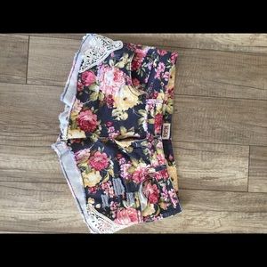 Floral lace shorts