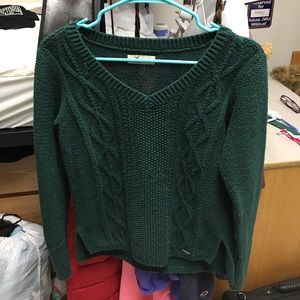 Green thick sweater from Hollister