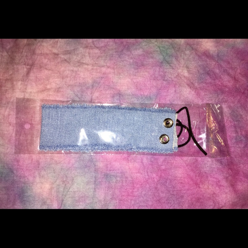 Light denim blue jean corset lace up choker - Picture 4 of 4