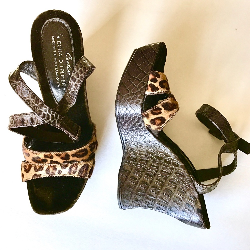 Donald J. Pliner Couture Calf Hair Velvet Wedges
