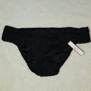 VS Black bikini bottom
