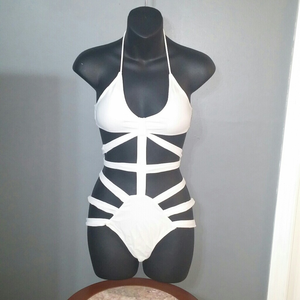 SUPER SEXY SWIMSUIT NWOT