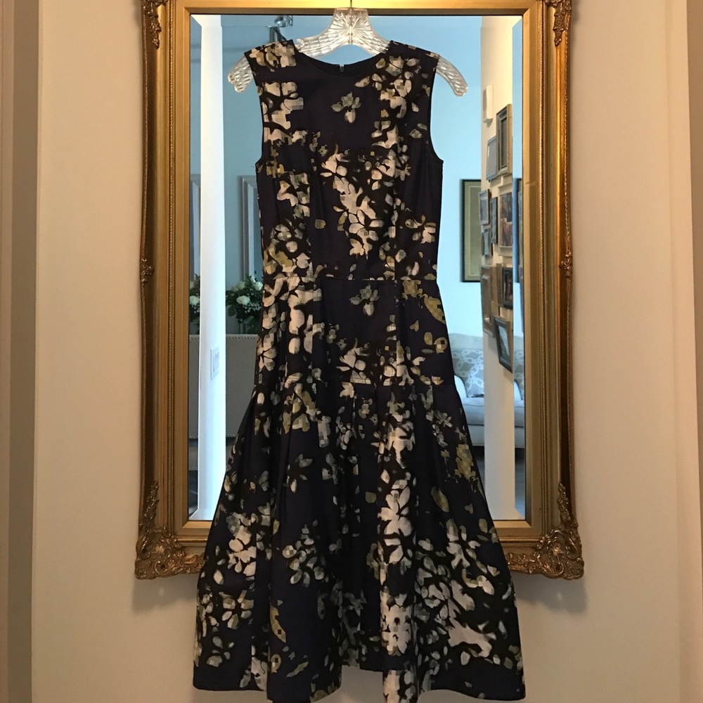 Oscar de la Renta floral tea length dress.