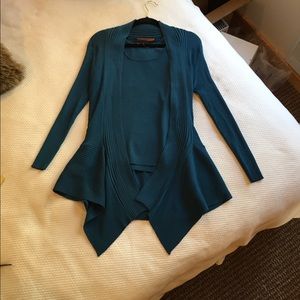 Belldini peacock blue twin set
