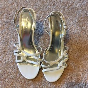 White 3" heels size 8
