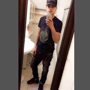 Meet your Posher, Daniel