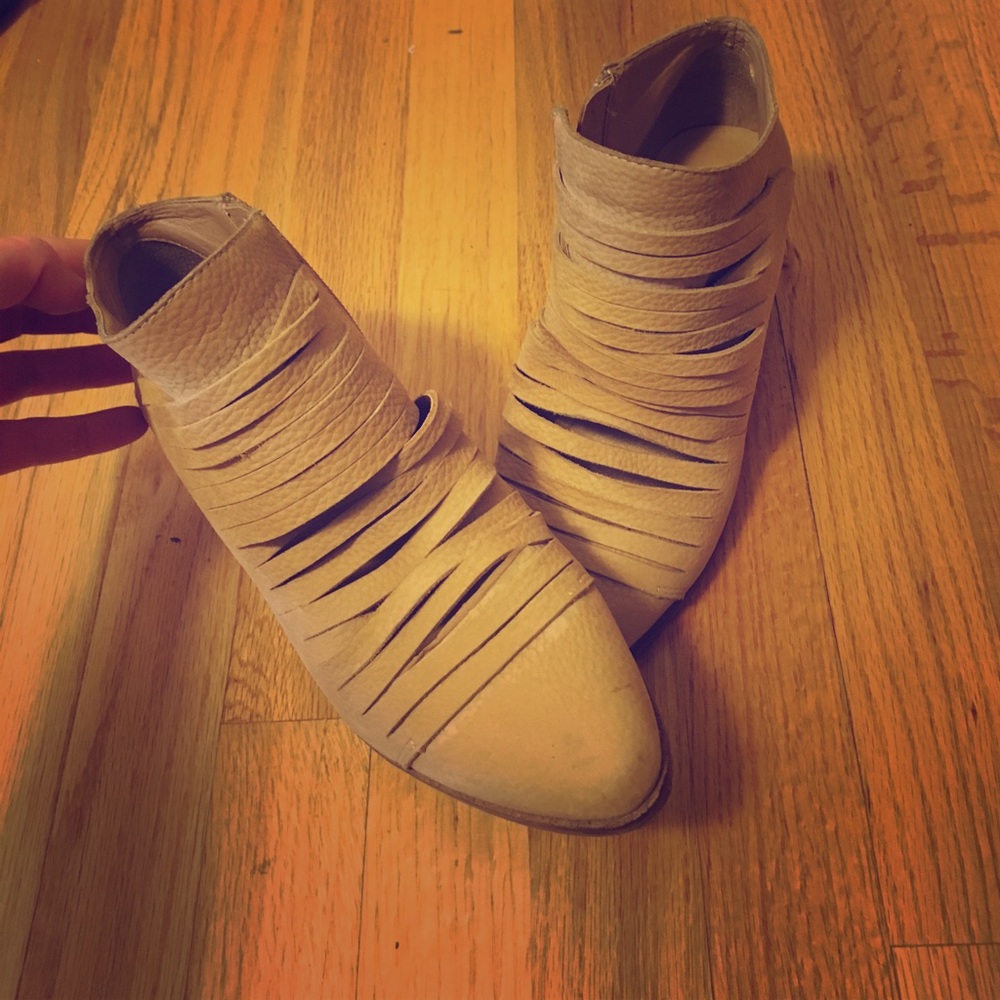LUCKY BRAND HEELS