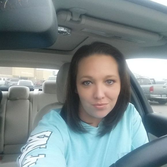 Meet your Posher, Whisper - Picture 1 of 1